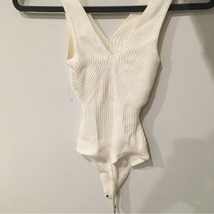 Abercrombie & Fitch Elevated Knit V-Neck Bodysuit